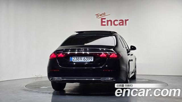 Mercedes-Benz E-Class W214 E200 Avantgarde - фото 3