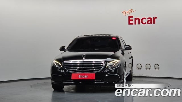 Mercedes-Benz E-Class W213 E220d 4MATIC Exclusive - фото 2