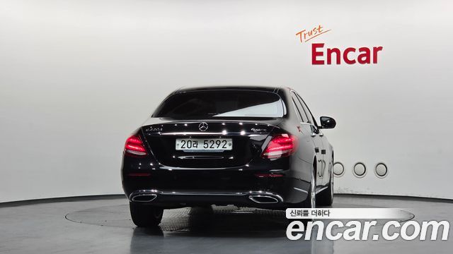 Mercedes-Benz E-Class W213 E220d 4MATIC Exclusive - фото 3
