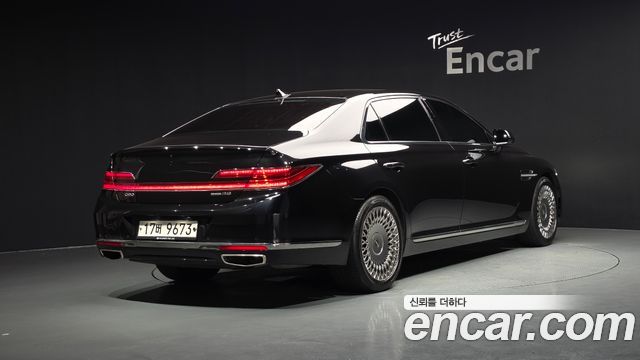 Genesis G90 3.8 AWD Premium Luxury - фото 0