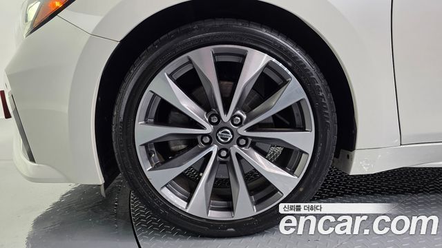 Nissan Maxima A36 3.5 Platinum - фото 4