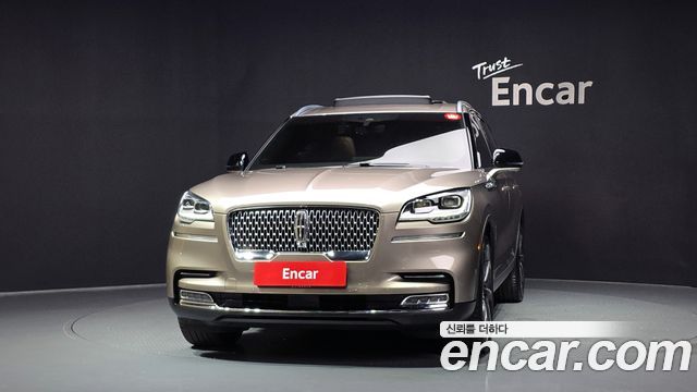 Lincoln Aviator 2-го поколения 3.0 Reserve AWD - фото 2
