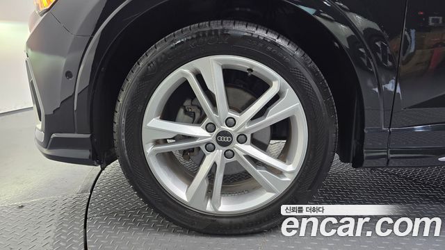 Audi Q3 F3 35 TDI Premium Sportback - фото 4