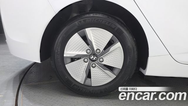 Hyundai Ioniq New, гибрид 1.6 HEV N - фото 4