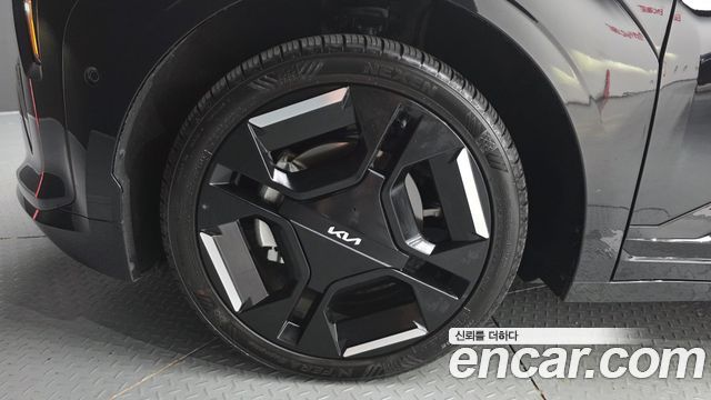 Kia EV3 Long Range 2WD GT Line - фото 3