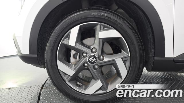 Hyundai Venue 1,6 Premium - фото 4