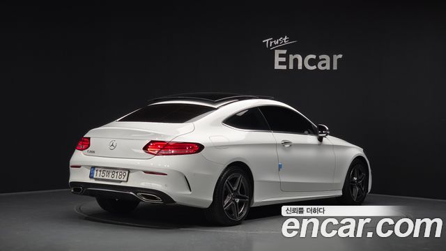 Mercedes-Benz C-Class W205 C200 Coupe - фото 1