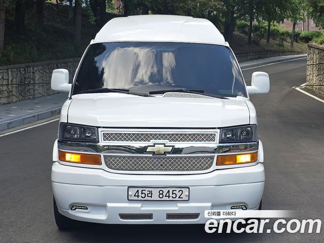 Chevrolet Express Van 6.0 - фото 1