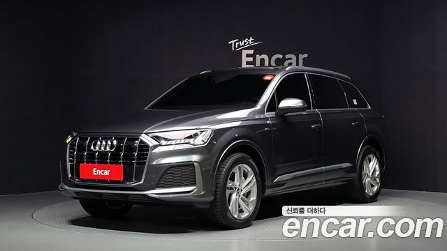 Audi Q7 45 TDI Quattro Premium - фото 0