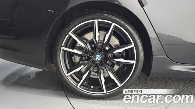 BMW 8 Series G15 M850i xDrive Gran Coupe - фото 4