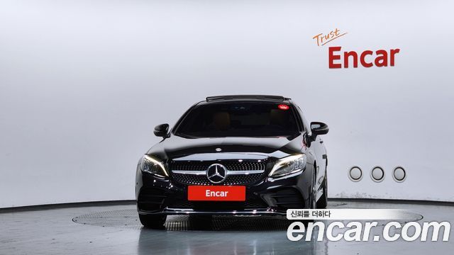 Mercedes-Benz C-Class W205 C200 Coupe - фото 2