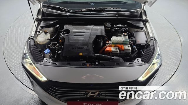 Hyundai Ioniq гибрид Q - фото 4