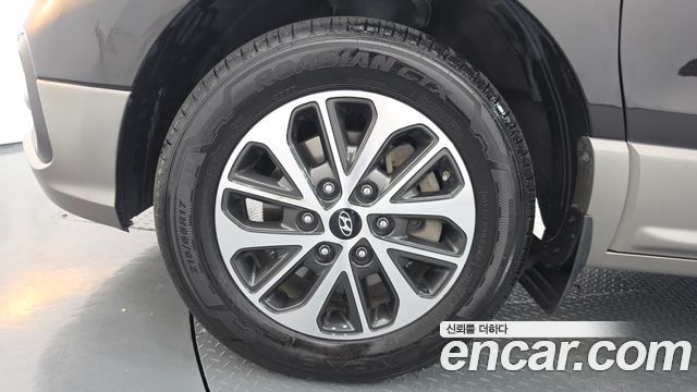 Hyundai Starex New 4WD Urban 9-Seater Exclusive - фото 4