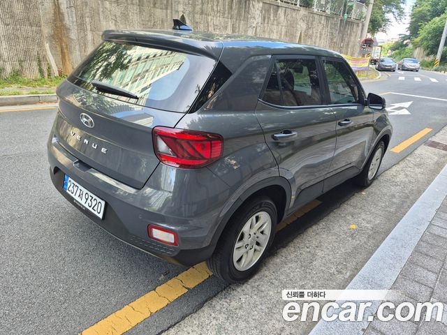 Hyundai Venue 1,6 Premium - фото 3