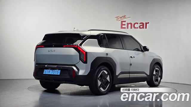 Kia EV3 Long Range 2WD Earth - фото 1