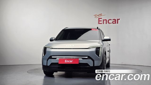 Kia EV3 Long Range 2WD Earth - фото 2