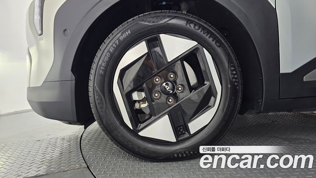 Kia EV3 Long Range 2WD Earth - фото 4