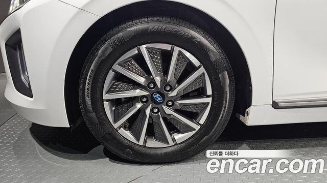 Hyundai Ioniq New Electric Q - фото 3