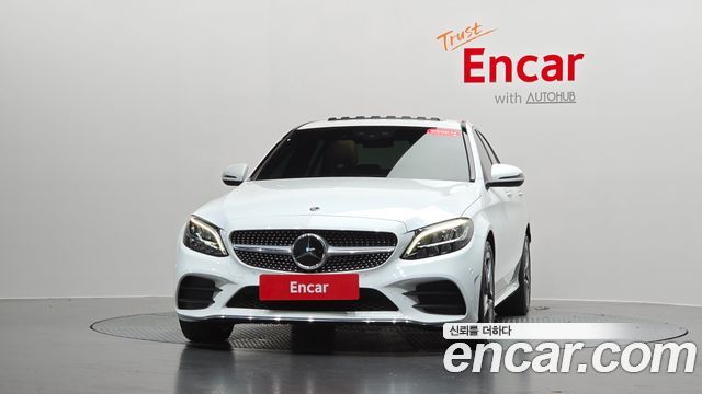 Mercedes-Benz C-Class W205 C200 AMG Line - фото 2