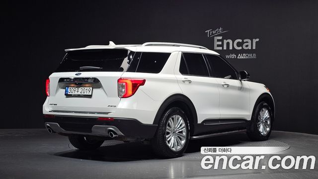 Ford Explorer 6-го поколения 2.3 LimIted 4WD - фото 1
