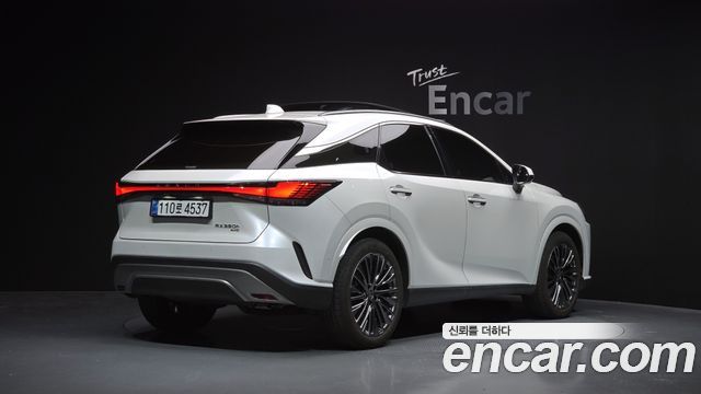 Lexus RX 350h 5-го поколения Luxury - фото 1