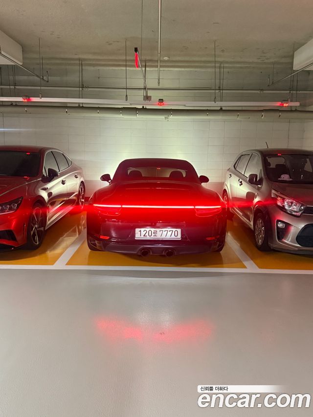 Porsche 911 Carrera GTS Cabriolet 991 - фото 0
