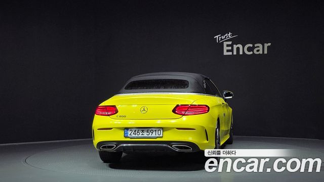 Mercedes-Benz C-Class W205 C200 Cabriolet - фото 3