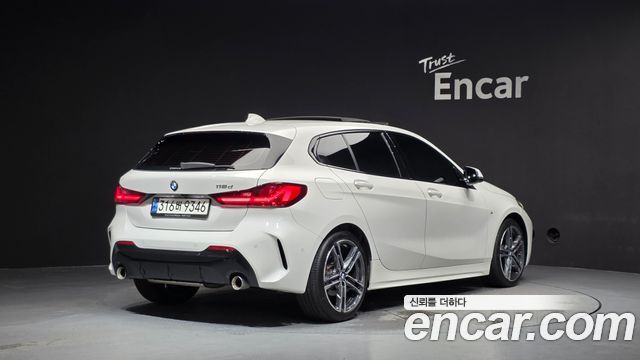 BMW 1 Series F40 118d M Sport - фото 1