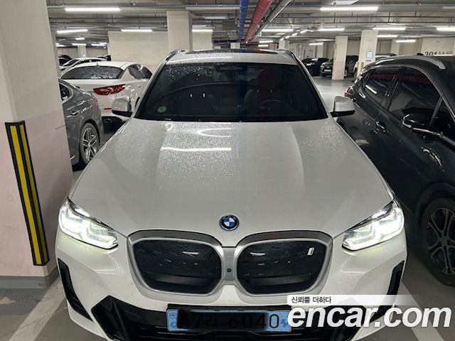 BMW iX3 M Sports - фото 0