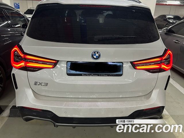 BMW iX3 M Sports - фото 1