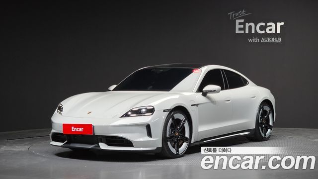 Porsche Taycan Base - фото 0