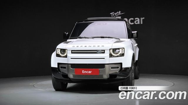 Land Rover Defender L663 110 P300 X-Dynamic SE - фото 2