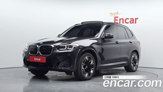 BMW iX3 M Sports - фото 0