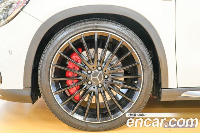 Mercedes-Benz GLA-Class X156 GLA45 AMG 4MATIC - фото 4