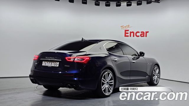 Maserati Ghibli 3.0S Q4 GranSport 3rd - фото 1