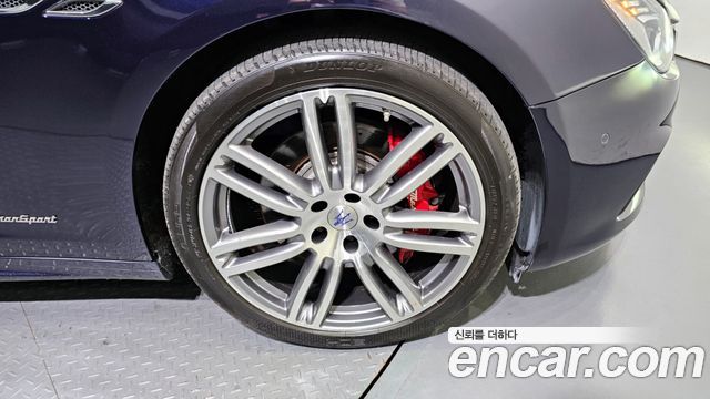 Maserati Ghibli 3.0S Q4 GranSport 3rd - фото 4