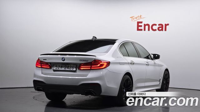 BMW 5 Series G30 520d xDrive M Sport Package Plus - фото 1
