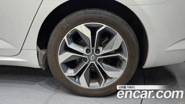 Renault Samsung SM6 2.0 GDe LE - фото 4