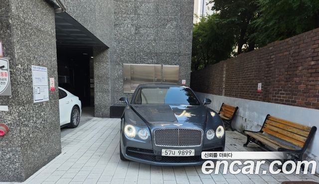 Bentley Flying Spur 2-го поколения 4.0 - фото 3