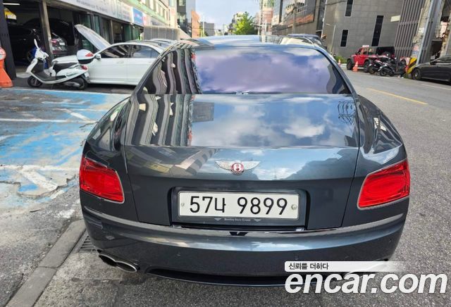 Bentley Flying Spur 2-го поколения 4.0 - фото 4
