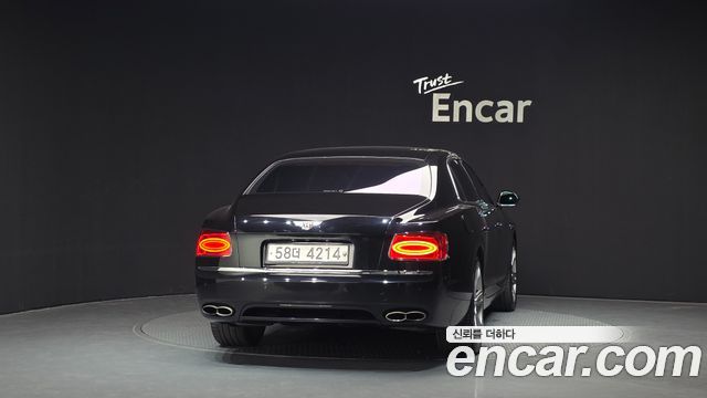 Bentley Flying Spur 2-го поколения 4.0 - фото 3