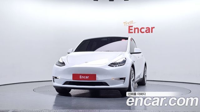 Tesla Model Y Long Range AWD - фото 2