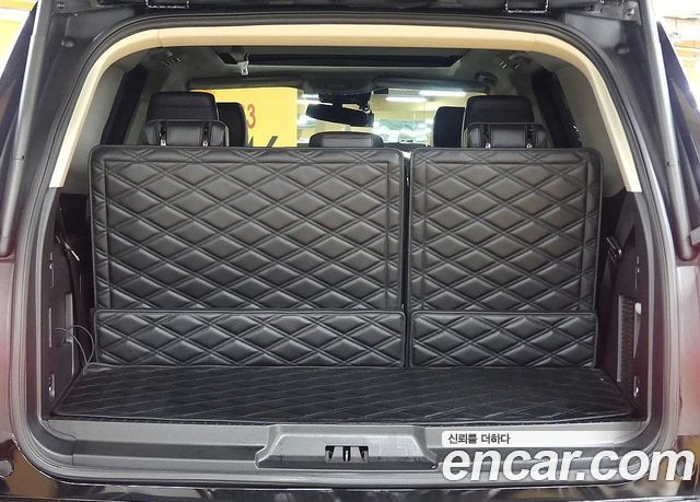 Ford Expedition Platinum 4WD 7Seater - фото 3