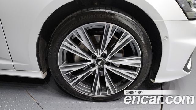 Audi A6 C8 45 TFSI Quattro Premium - фото 4