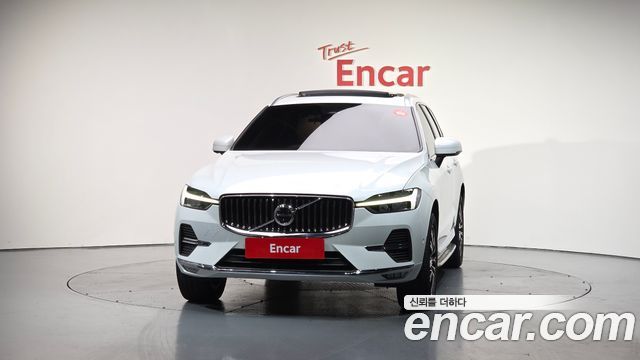 Volvo XC60 2-го поколения B5 Inscription - фото 2