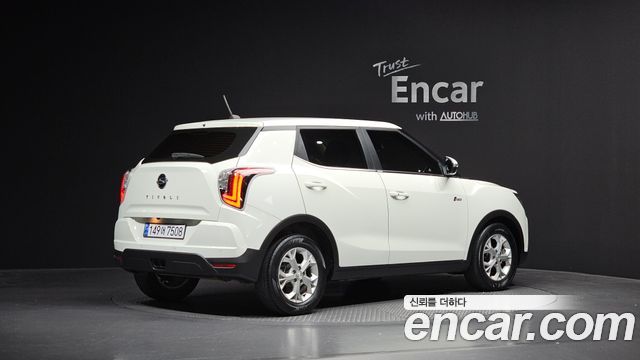SsangYong Tivoli Gasoline 1.5 2WD V1 - фото 1