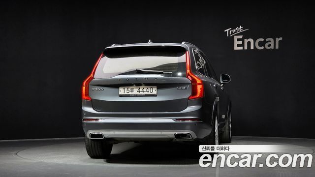 Volvo XC90 2-го поколения D5 Inscription - фото 3