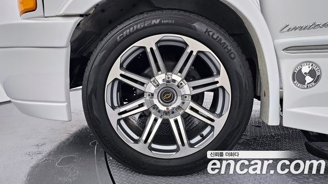 Chevrolet Express Van 6.0 - фото 4