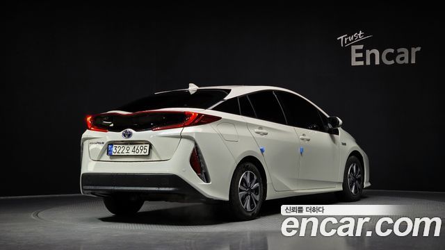 Toyota Prius 1.8 - фото 1