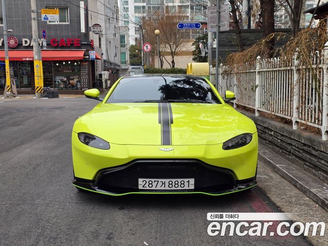Aston Martin Vantage 2-го поколения 4.0 V8 Coupe - фото 1